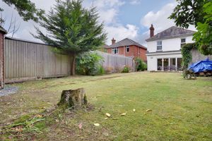 Rear External- click for photo gallery